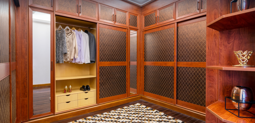 6 Bedrooms Apartment For Rent in Doha – West Bay Fully Furnished