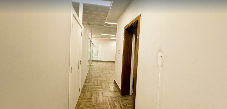 Commercial Office – Not Furnished – Doha – Fereej Bin Mahmoud