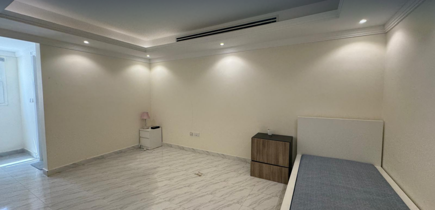 7 Bedrooms Family Residential – Semi Furnished – Lusail – Marina District