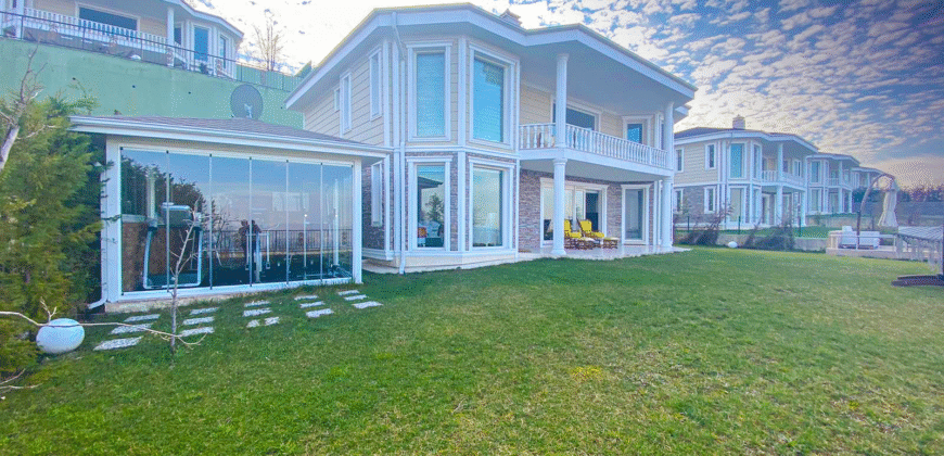 Luxury Villa for Sale in Sapanca, Turkey