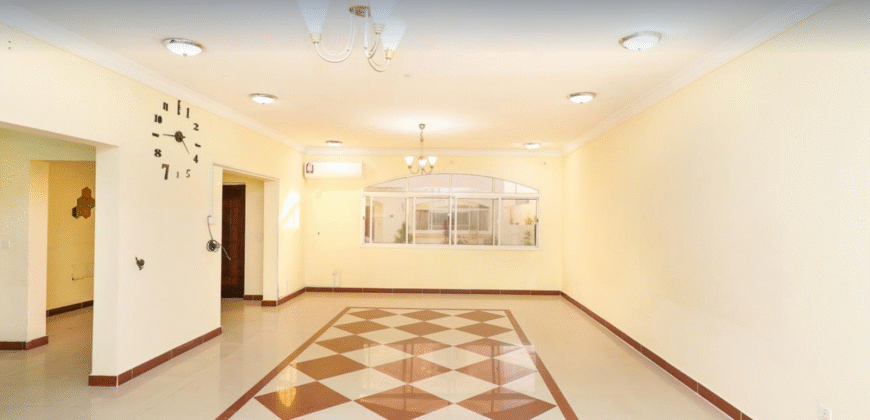 Villa 4 Bedroom + Maid’s Room in Old Al Rayyan