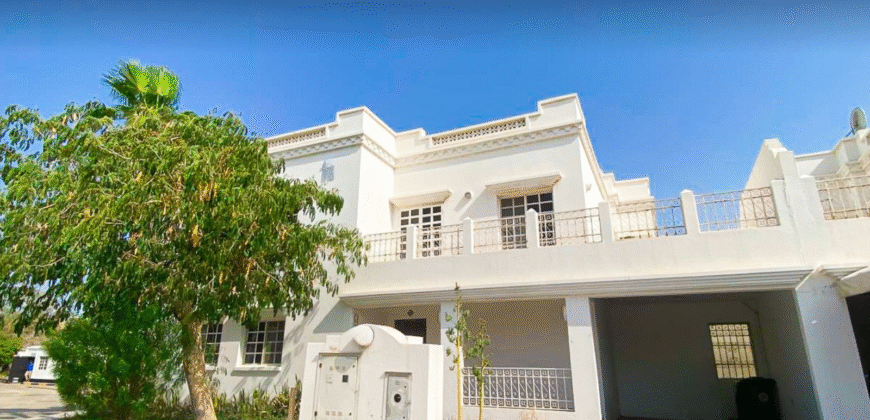 Spacious 4 Bedroom Apartment Villa+Maid’s Room