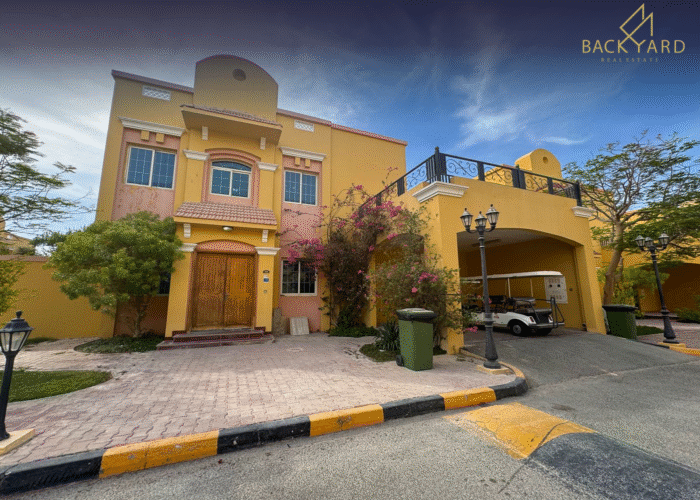 5BR Villa w/ Pool + Maid Room – Al Waab