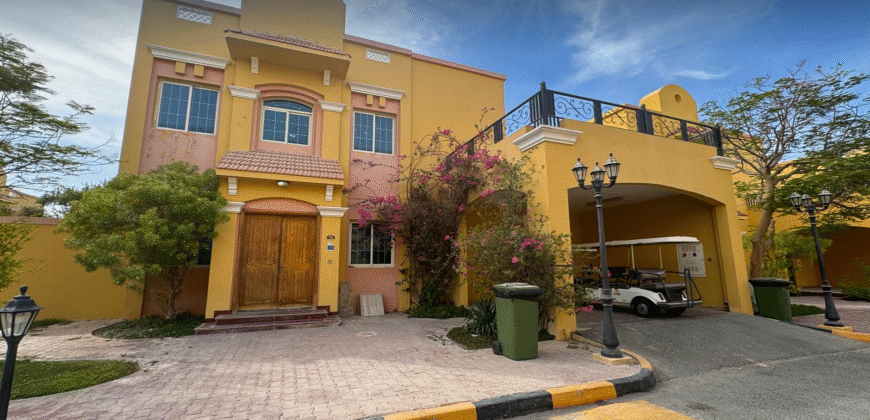 5BR Villa w/ Pool + Maid Room – Al Waab