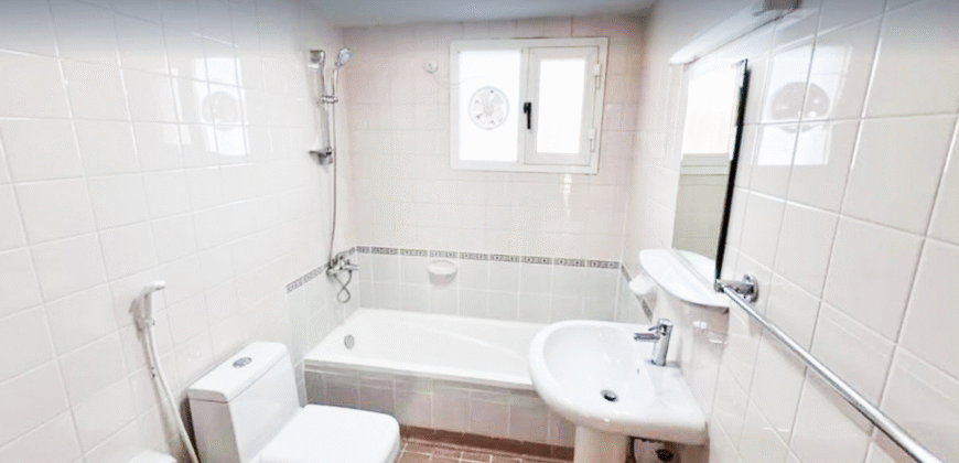 Spacious 4 Bedroom Apartment Villa+Maid’s Room