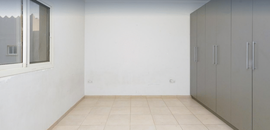 Spacious 4 Bedroom Villa+Maid’s Room in Ain Khaled
