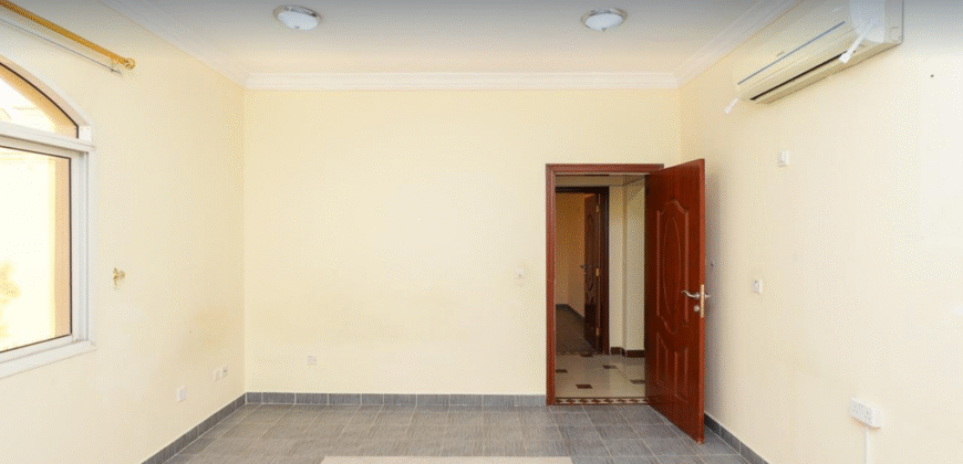 Villa 4 Bedroom + Maid’s Room in Old Al Rayyan