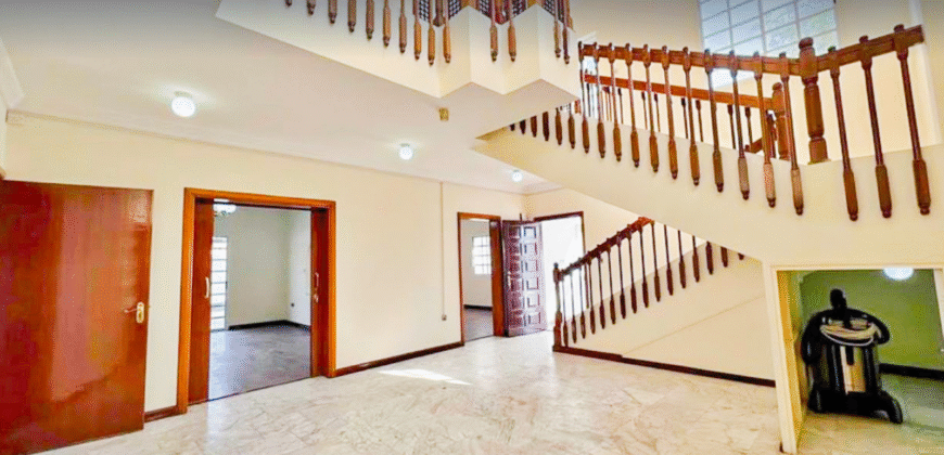 Spacious 4 Bedroom Apartment Villa+Maid’s Room