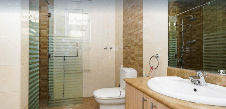Spacious 4 Bedroom Villa+Maid’s Room in Ain Khaled
