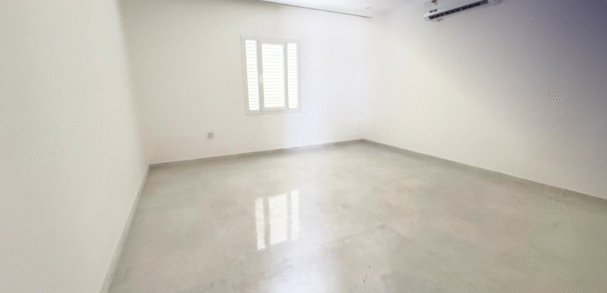 8 Bedroom Villa for Rent in Madinat Khalifa North