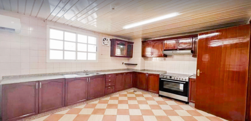 Spacious 4 Bedroom Apartment Villa+Maid’s Room