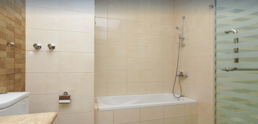 Spacious 4 Bedroom Villa+Maid’s Room in Ain Khaled