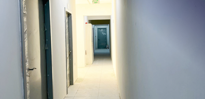 3-Warehouse Complex with Office and Showroom