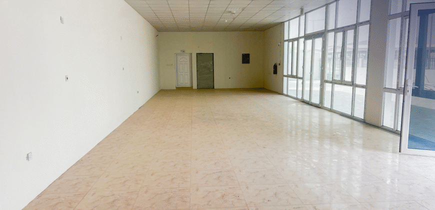 3-Warehouse Complex with Office and Showroom