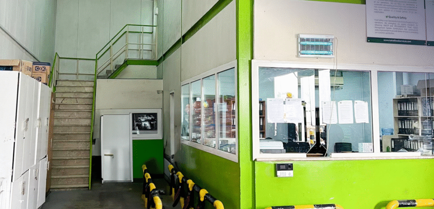 Cold Warehouse with Accommodation | Rent or Buy Option