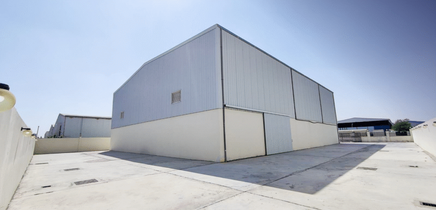 1,000 SQM Store with Garage – Birkat Al Awamer