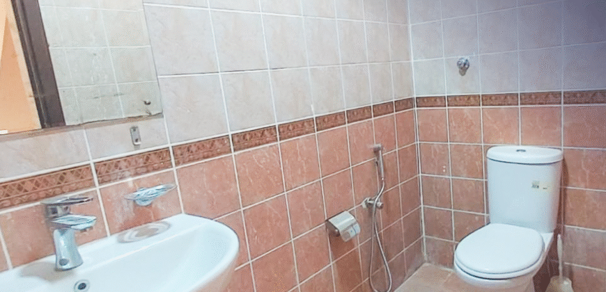 Spacious 3BHK Villa + Maid’s Room in Old Airport