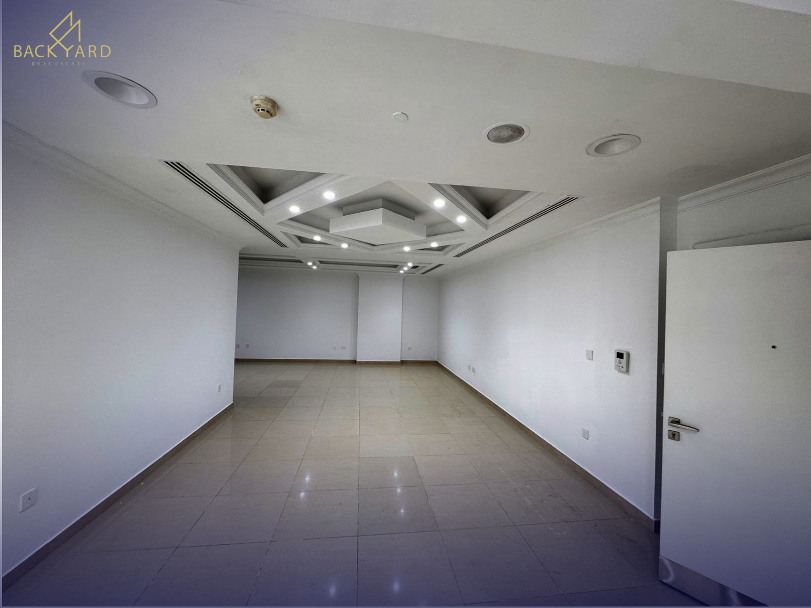 Waterfront 2BHK Apartment for Sale – Porto Arabia, The Pearl | QAR 2,200,000