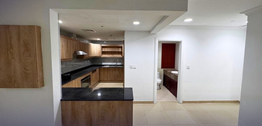 Waterfront 2BHK Apartment for Sale – Porto Arabia, The Pearl | QAR 2,200,000
