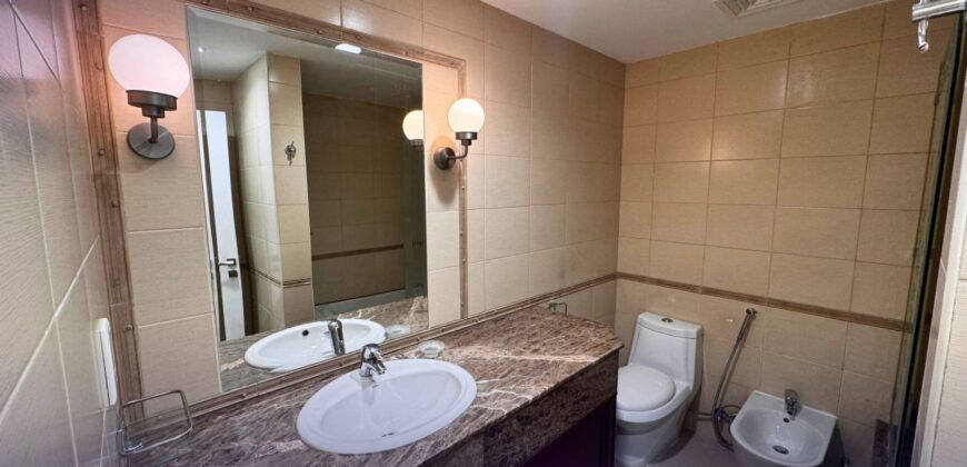 Waterfront 2BHK Apartment for Sale – Porto Arabia, The Pearl | QAR 2,200,000